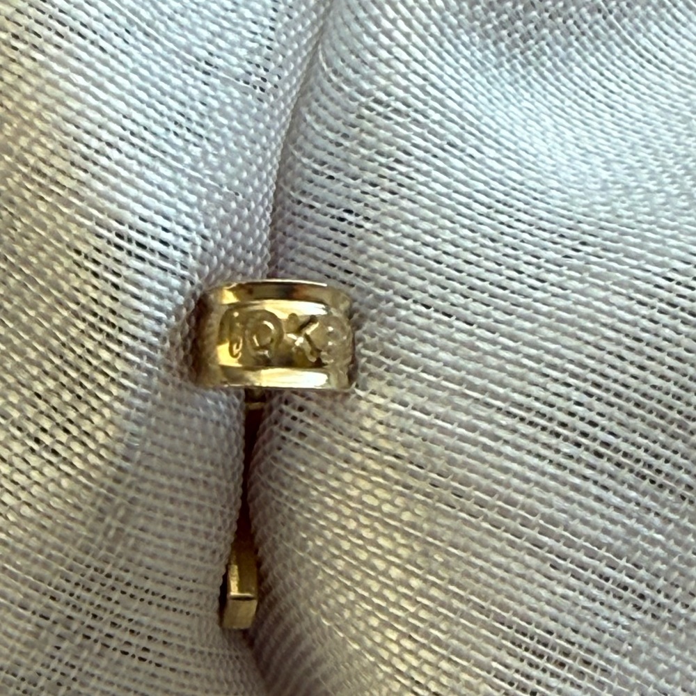 Timeless 10k Real Solid Yellow Gold Necklace - image 6